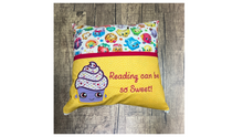 Load image into Gallery viewer, 14&quot; Pocket Pillow- Cupcake